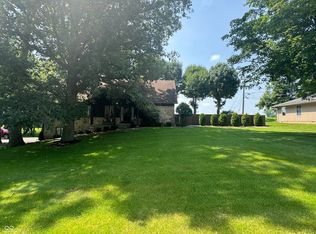 1205 E Tara Rd, Greensburg, IN 47240