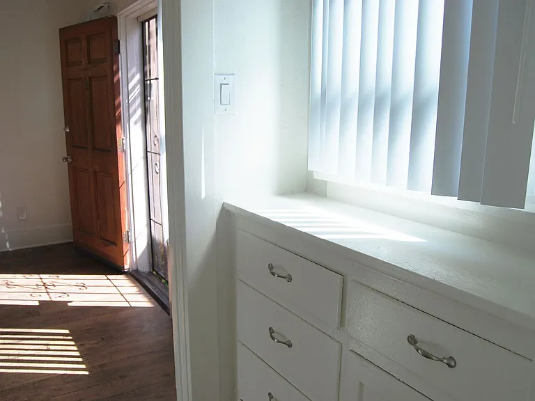 3817 E Livingston Dr — Photo 18