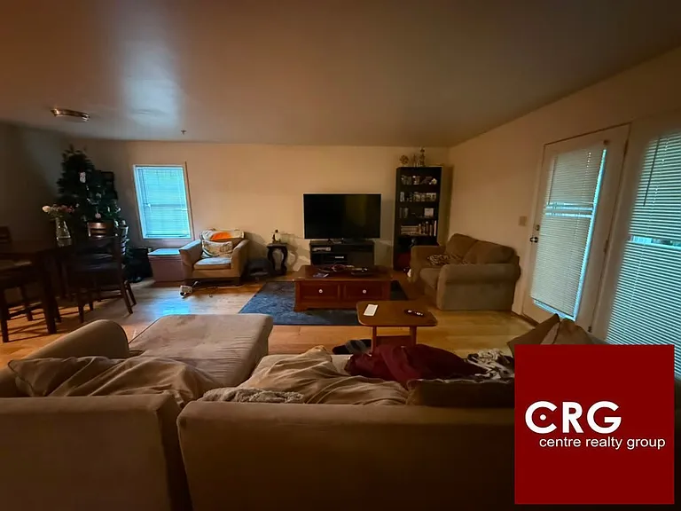 36B Raymond St #1B — Photo 4
