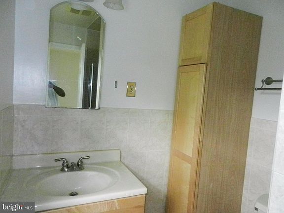 5th image of 4405 Mount Olney Ln