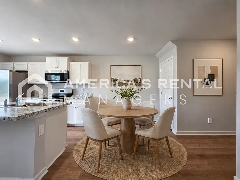 4139 Hudson Ct — Photo 10