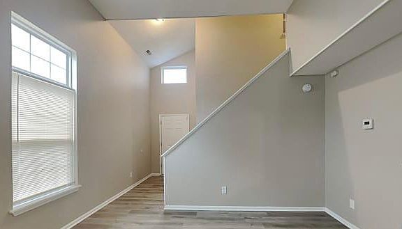 5th image of 4536 Riverbrook Ln #102