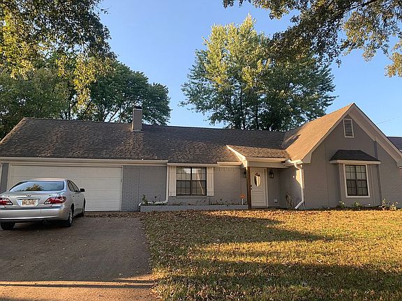 4th image of 7340 English Oak Dr
