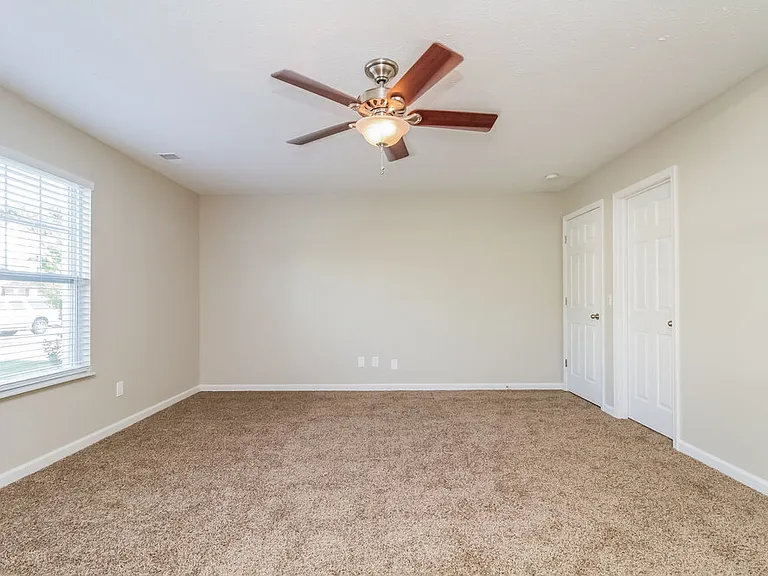 129 Sophie Dr — Photo 12