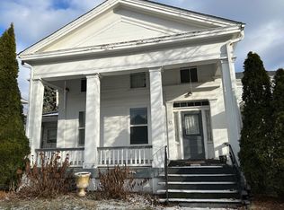 12 Main St, Naperville, IL 60540