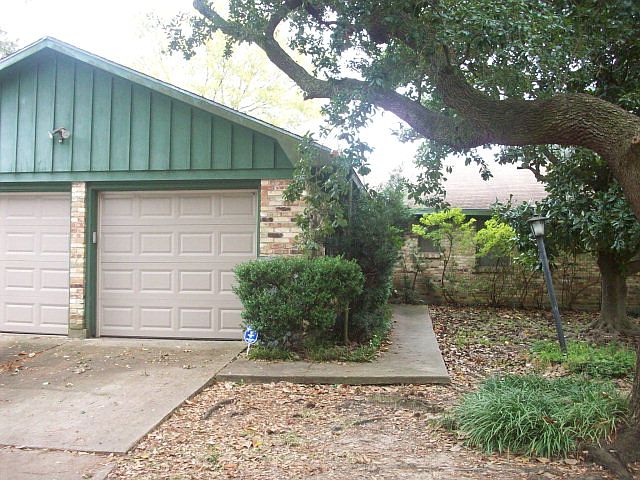 1st image of 312 33rd St