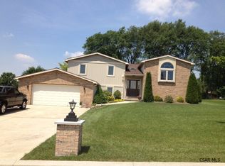 128 Glory Dr, Windber, PA 15963