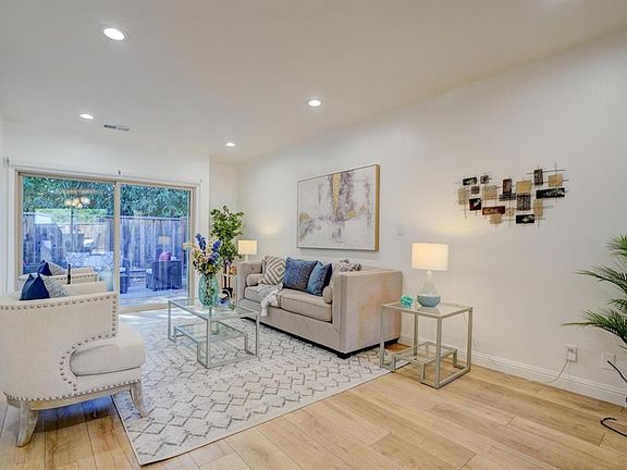 3rd image of 116 Greenmeadow Way