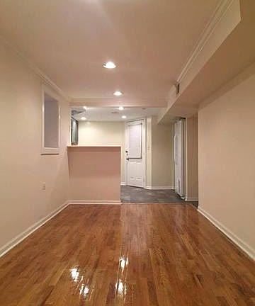 3rd image of 5527 N Glenwood Ave W #G