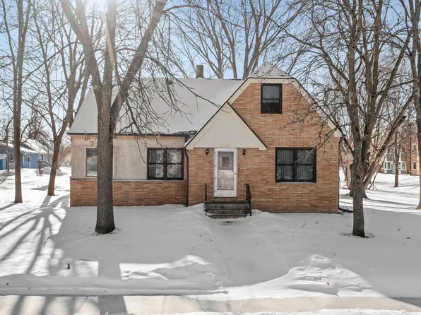 401 Central Dr W, Braham, MN 55006