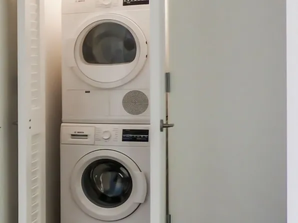 1065 Second Avenue image 5 of 24