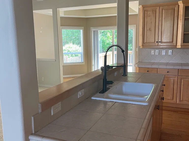 13432 NW Hartford St — Photo 38