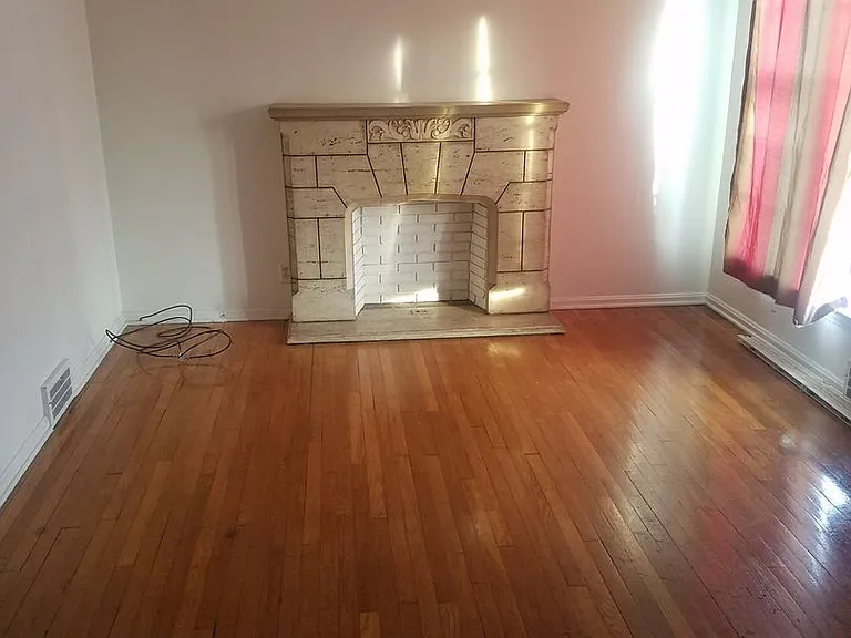 3911 Warrendale Rd — Photo 3