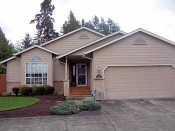 2nd image of 8807 NE 28th Pl
