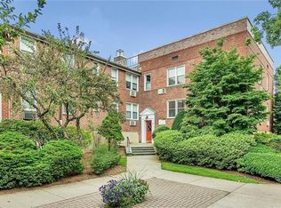 325 Palmer Ter APT 1F, Mamaroneck, NY 10543
