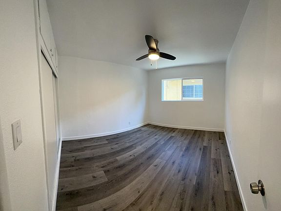 3rd image of 4876 Oregon Ave #4878