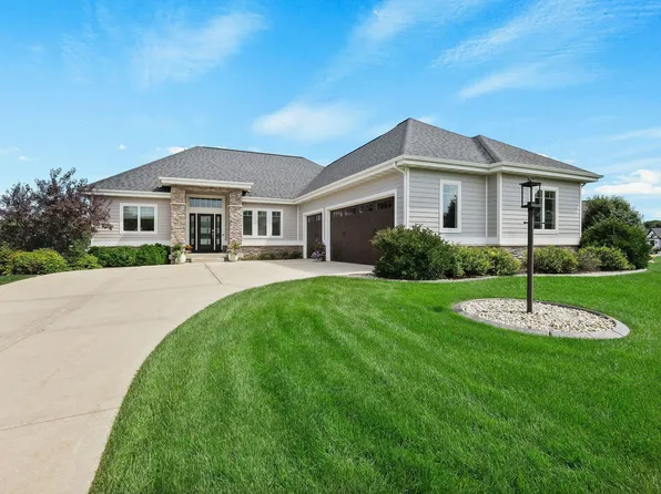 1098 Brynhill Dr, Oregon, WI 53575