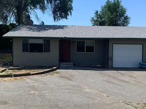 722 S Morain St APT C, Kennewick, WA 99336
