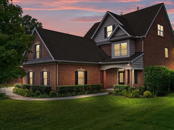 1201 Bentley Park Ln, Knoxville, TN 37922