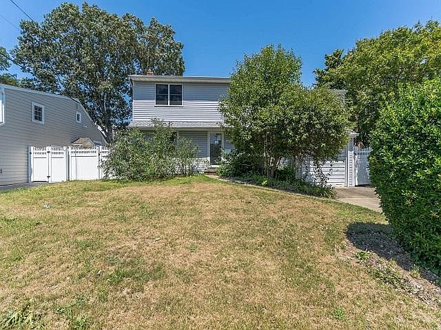 1st image of 3885 Beechwood Pl