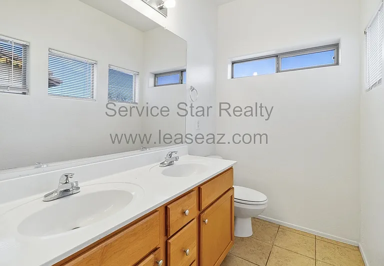 14916 N 177th Ave — Photo 18