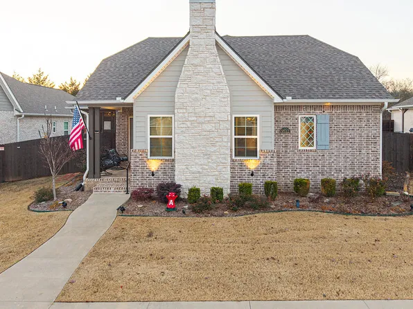 9512 Shire Valley Ct, Fort Smith, AR 72916