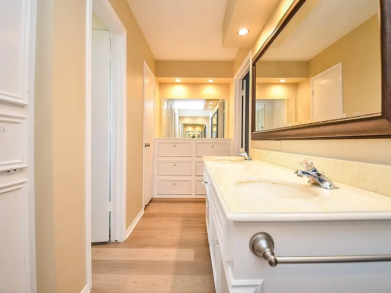 2106 Glenn Lakes Ln — Photo 21