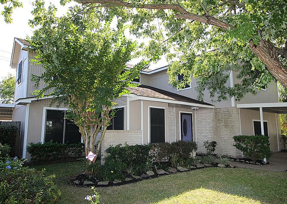 1st image of 3710 Garrett Blvd