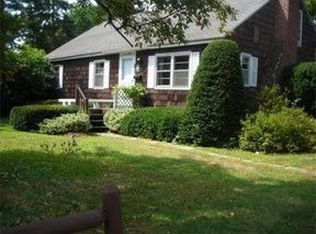 190 Spring Grove Ave, Northampton, MA 01062