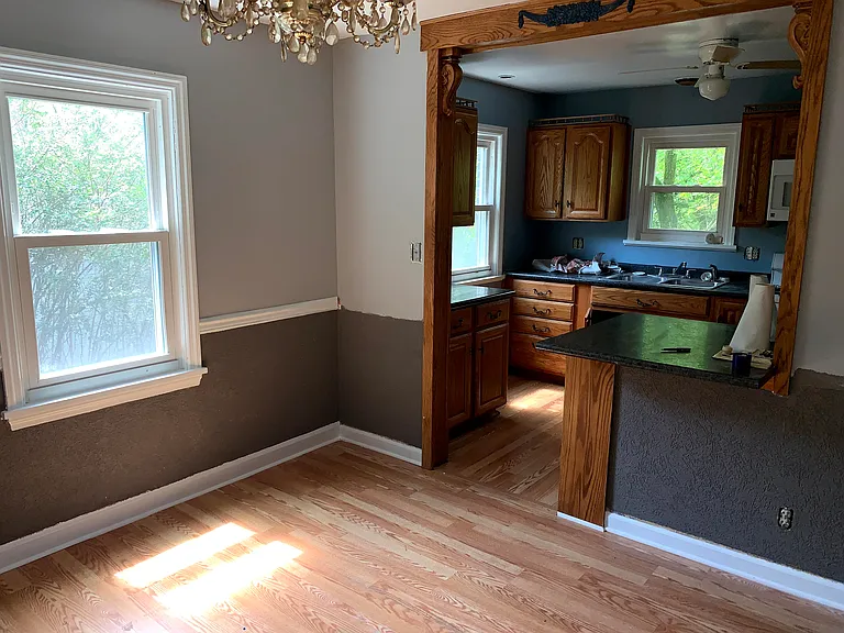 1015 Willow Dr — Photo 12