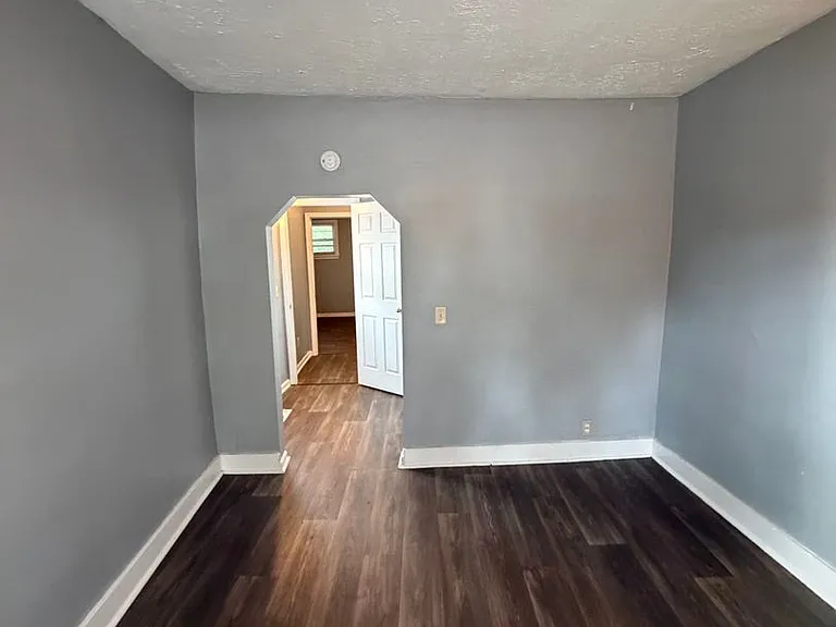 419 N Pennsylvania Ave — Photo 18