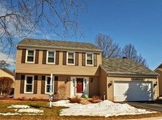 975 Independence Ave, St Charles, IL 60174