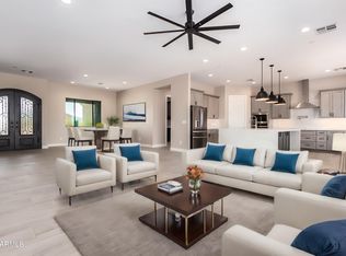 544 E Amber Sun Dr, Phoenix, AZ 85086