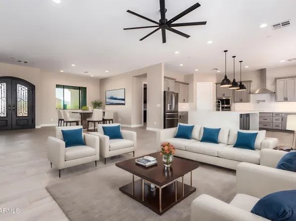 544 E Amber Sun Drive, Phoenix, AZ 85086