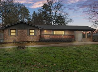 1034 O'Grady Dr, Chattanooga, TN 37419