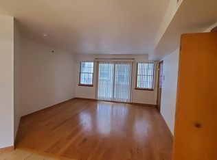 8059 Grand Ave APT 2N, River Grove, IL