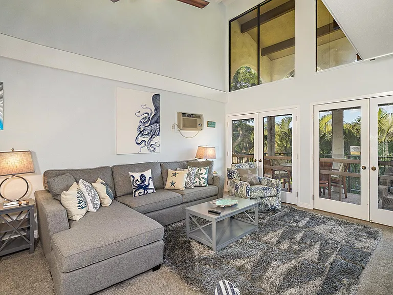 S Kihei Rd — Photo 15