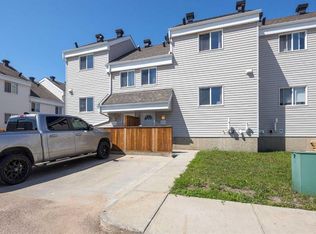 711 SE Beacon Hill Dr #39, Wood Buffalo, AB T9H 3R5