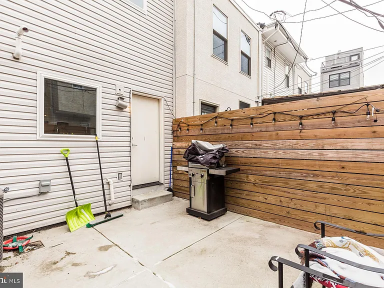 3016 Baltz St — Photo 29