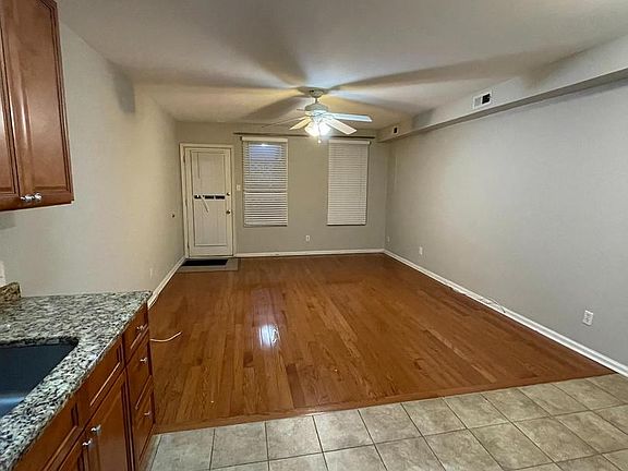 4th image of 1733 S 2nd St Floor 2