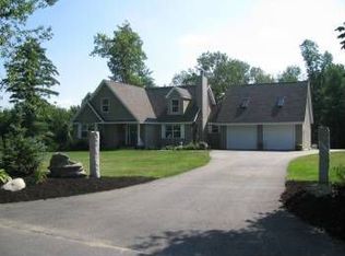 40 Lovell Rd, Stratham, NH 03885