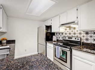 5801 Lowell St NE #B28, Albuquerque, NM 87111