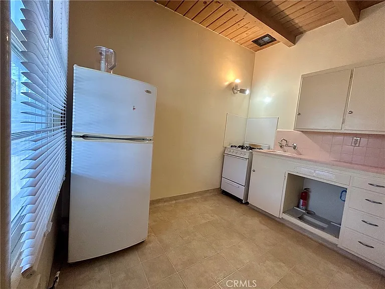 440 Atascadero Rd #10 — Photo 4