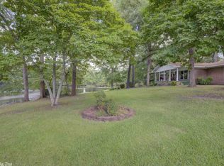 35 Pine Hill Cir, Texarkana, AR 71854