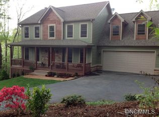 12 Maple Cove Dr, Swannanoa, NC 28778