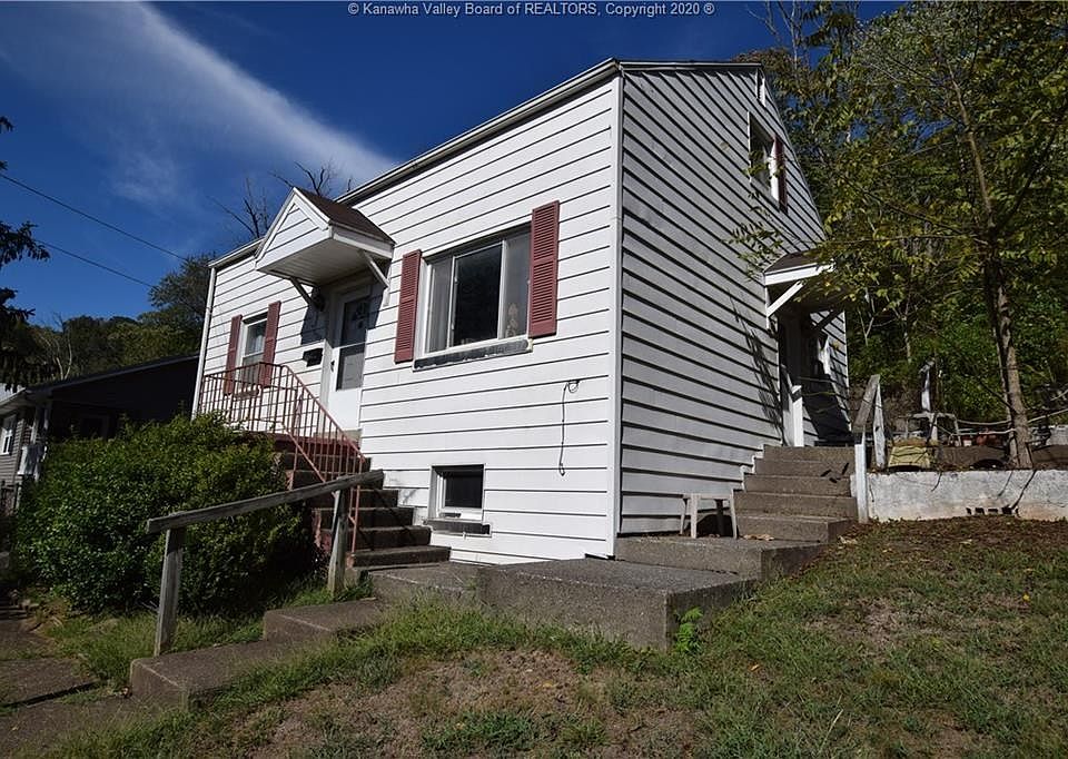 1st image of 1120 Park Dr