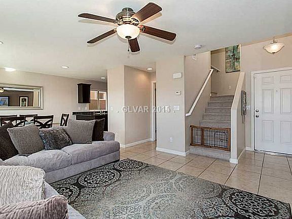 4th image of 8071 N Torremolinos Ave