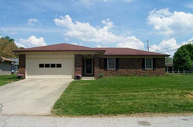 1st image of 619 Central Dr