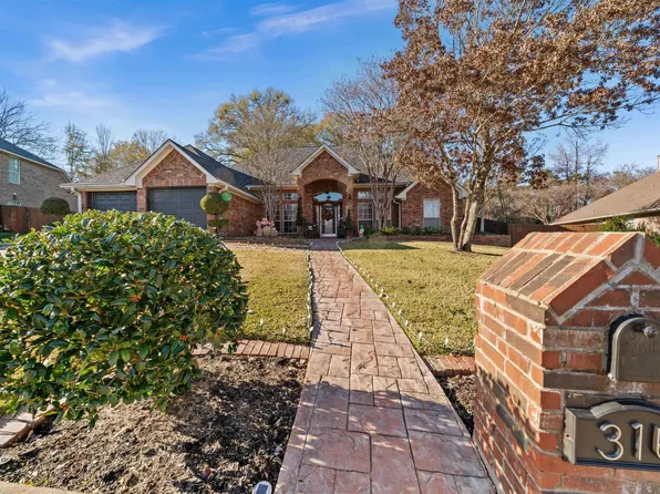 316 Rosebrook Cir, Whitehouse, TX 75791