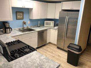 150 Volunteer Dr, Burnsville, NC 28714